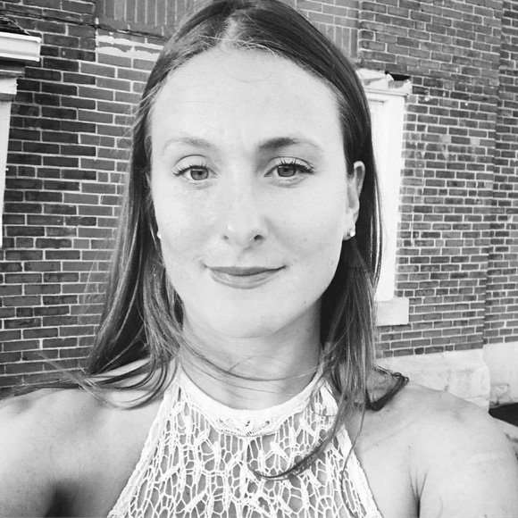 Meet your Posher, Nikki - Picture 1 of 1